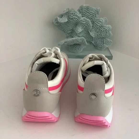 NEW STEVE MADDEN NEUTRAL AND PINK SNEAKERS SHOES Sz 8