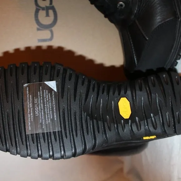 NEW‎ UGG ADIRONDACK WATERPROOF LEATHER SNOW BOOTS