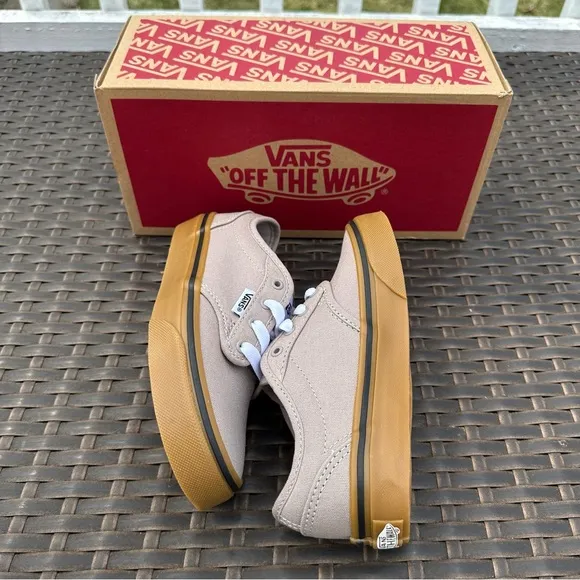 New Vans Atwood Sneakers, Size 13 Youth, Unisex, New