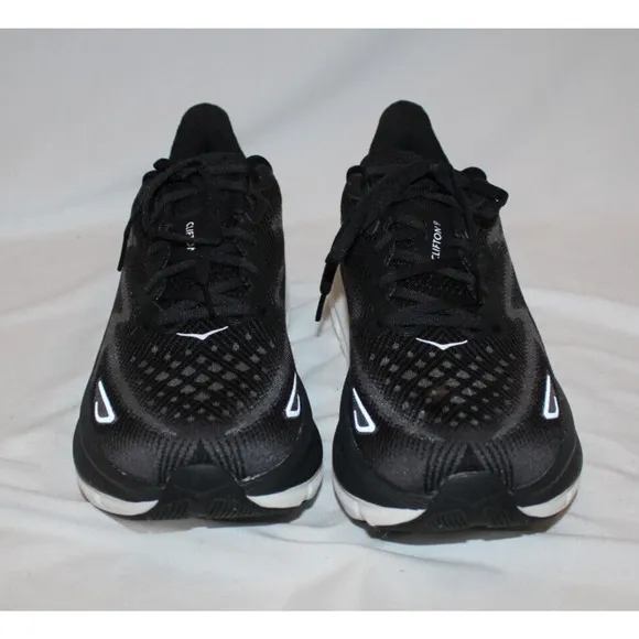 NIB HOKA ONE ONE MEN'S CLIFTON 9 BWHT BLACK WHITE RUNNING‎ SNEAKERS
