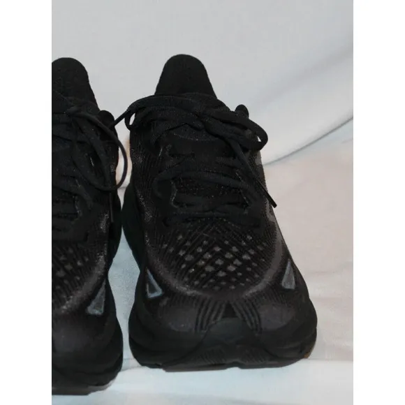 NIB Hoka One One Women's Clifton 9 Running Sneakers BBLC BLACK SZ 8‎