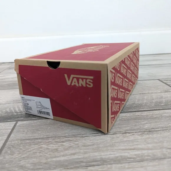 NIB Vans Red High-Top Sneakers with Flames Youth