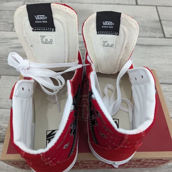NIB Vans Red High-Top Sneakers with Flames Youth