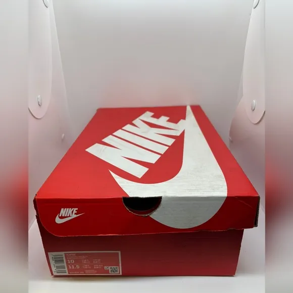 NIKE AIR ALPHA FORCE 88 MENS /SIZE 10/ Color White/ NWB