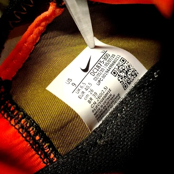 Nike Air Max 2090 Olive flax Sneakers