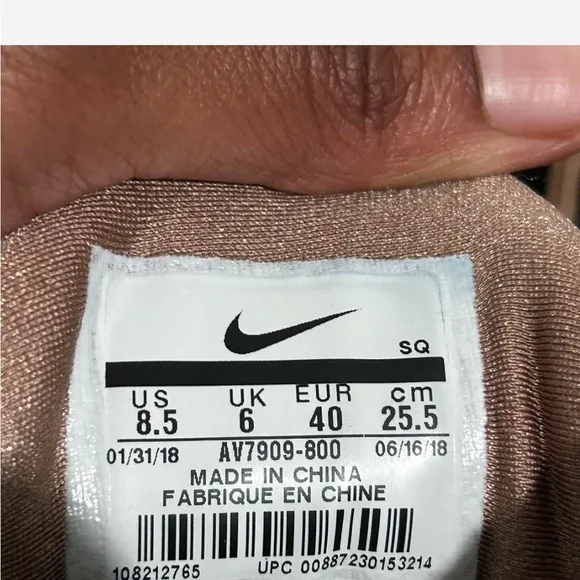 Nike Air Max Plus TN Sneakers in Mauve Gradient