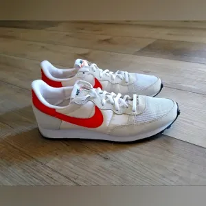 Nike Challenger OG Sneakers Men's Size 9