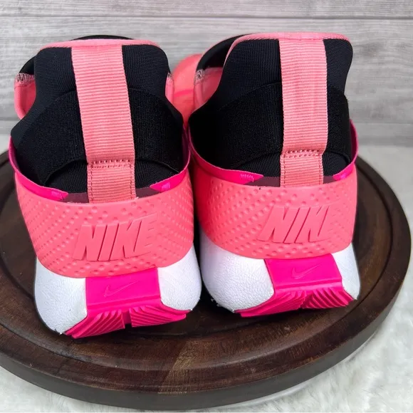 Nike Mens Go Flyease Pink Sneakers Shoes Size 9.5 DZ4860-600 NWT