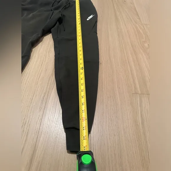 Nike Men's Tech Fleece Slim Fit Jogger Sweatpants Color Olive Size Medium