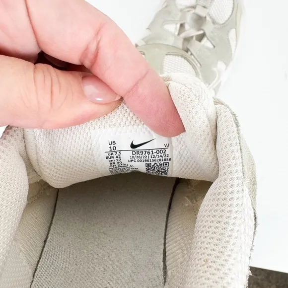 Nike Tech Hera Casual Sneakers Womens Size 10 nuetral color