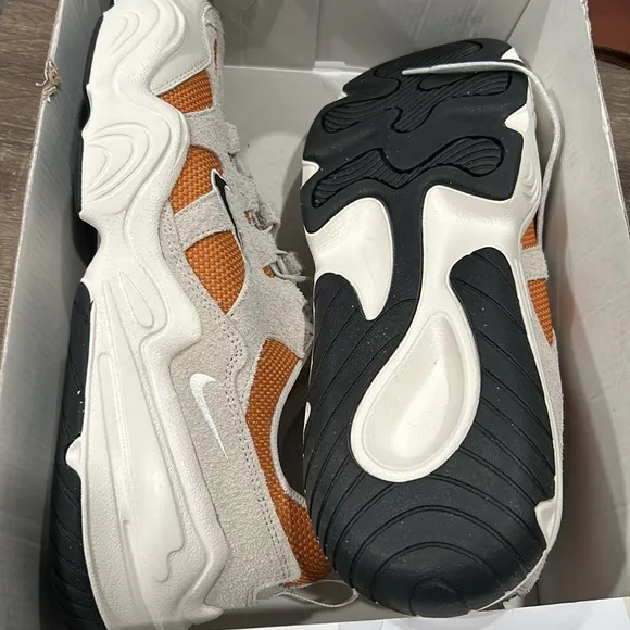 Nike Tech Hera Shoes