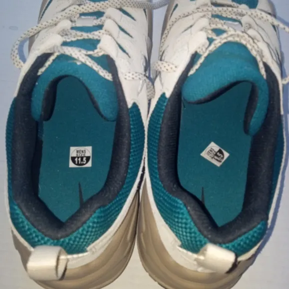 Nike Tech Hera sneakers