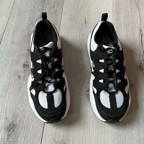 Nike Tech Hera Men's Shoes White/Black 7.5 New in box