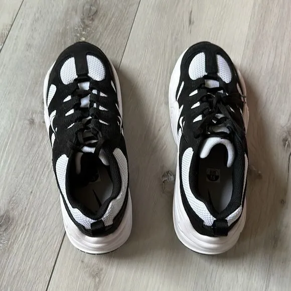 Nike Tech Hera Men's Shoes White/Black 7.5 New in box