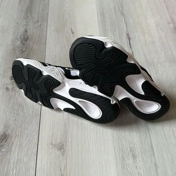 Nike Tech Hera Men's Shoes White/Black 7.5 New in box