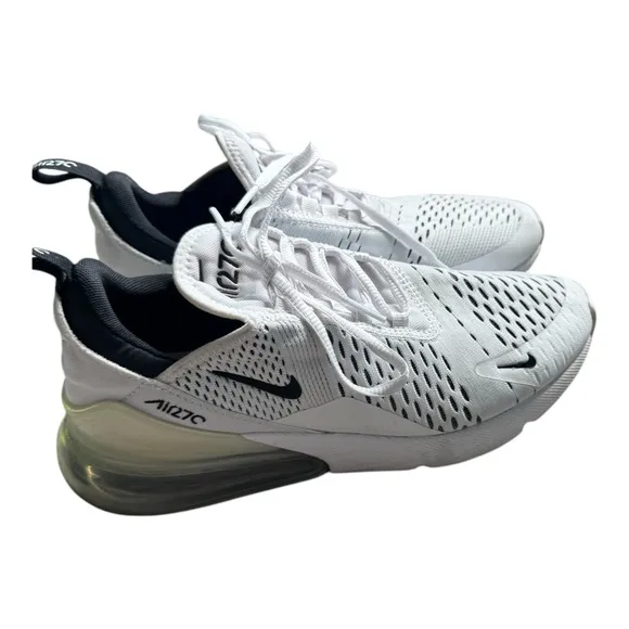 Nike Women’s Air Max 270 Black and White Size 8
