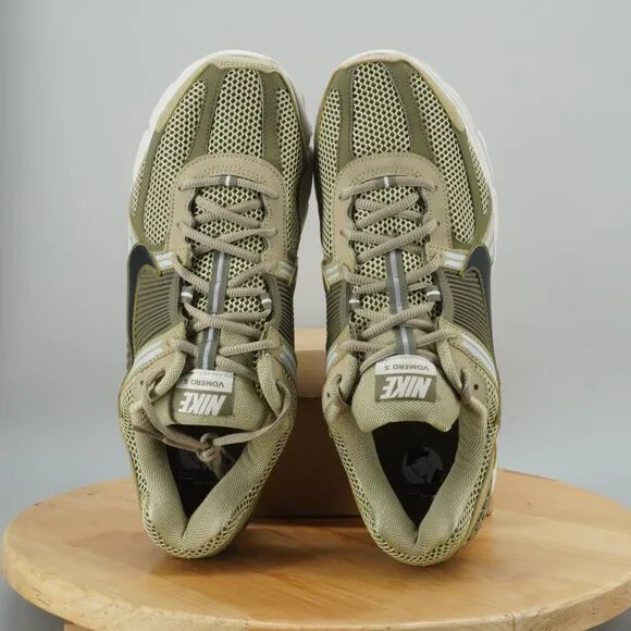 Nike Zoom Vomero 5 Mens Size 13 Shoes 'Neutral Olive' Comfort Running Sneakers
