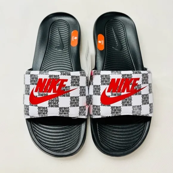 NikeVictory 1 Slides Rare Dead Stock! These Have A Bunch Of New Comfort FeaAdded