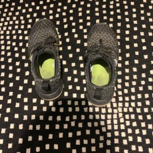 Nike walking/everyday sneakers