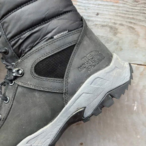 North Face Thermo Ball zip up waterproof winter boots | size 8.5