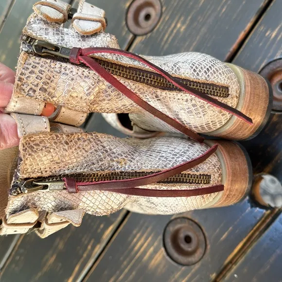 NWOB - Freebird Maribel Shoes with Double Ankle Straps