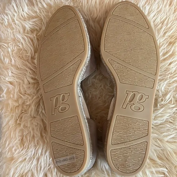 NWOB Paul Green Hanna Flats Sz-10US/7.5UK