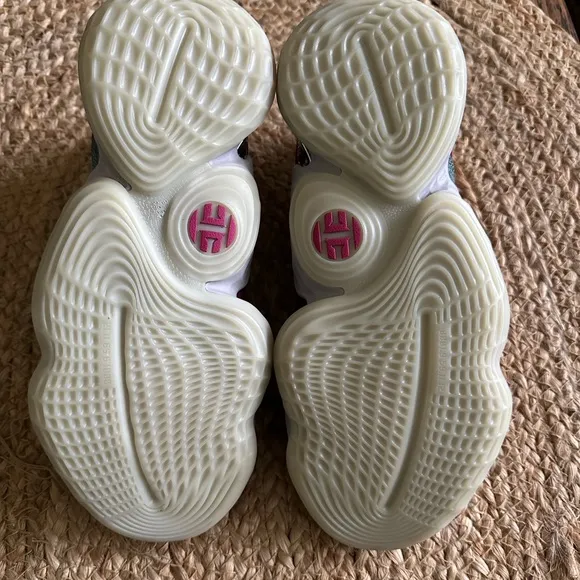 NWOT Adidas Daniel Patrick x Harden Vol 4 Sneakers