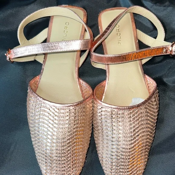 *NWOT* Anthropologie Pilcro Rose Gold Metallic Woven Leather Flats/Sandals (10)
