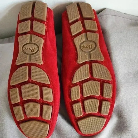 NWOT BASS Palermo Red Suede Men's Driving Shoes  - 8M