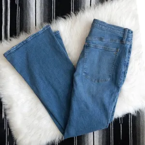 NWOT! MADEWELL FLARE JEANS NO DISTRESSING MEDIUM BLUE WASH DENIM SZ 31