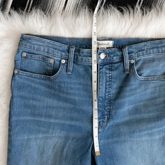 NWOT! MADEWELL FLARE JEANS NO DISTRESSING MEDIUM BLUE WASH DENIM SZ 31