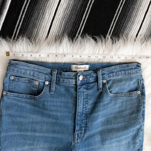 NWOT! MADEWELL FLARE JEANS NO DISTRESSING MEDIUM BLUE WASH DENIM SZ 31