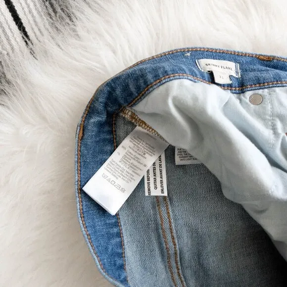 NWOT! MADEWELL FLARE JEANS NO DISTRESSING MEDIUM BLUE WASH DENIM SZ 31