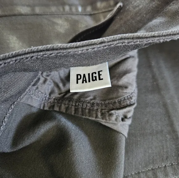 NWOT Paige Cindy Black Luxe Coated Straight Leg High Waist Jeans in Black Fog 31