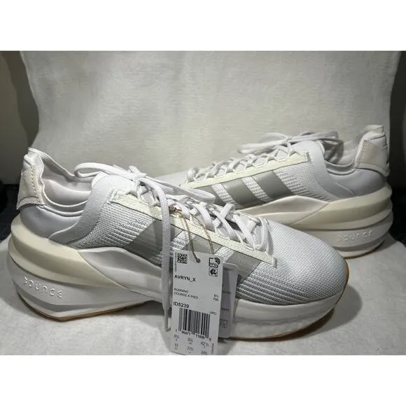 NWT ADIDAS WOMEN’s AVRYN_X SHOES IN CLOUD WHITE. SIZE 10. No Box