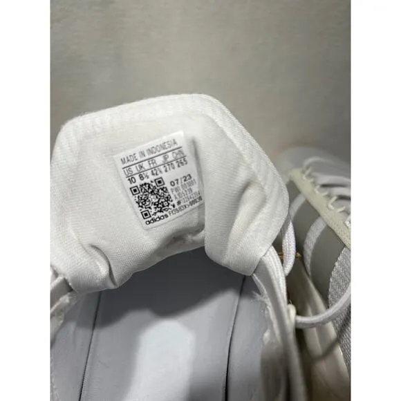 NWT ADIDAS WOMEN’s AVRYN_X SHOES IN CLOUD WHITE. SIZE 10. No Box