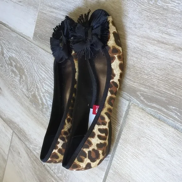 NWT Alfani Animal Print Open Toe Flats with Bow
