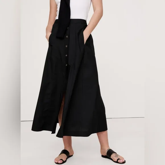NWT! Banana Republic Cotton Poplin Button-Down Long Midi Skirt - Size Small