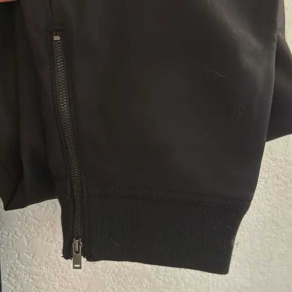 *NWT* CLUB MONACO Seth Ankle Zip Pant