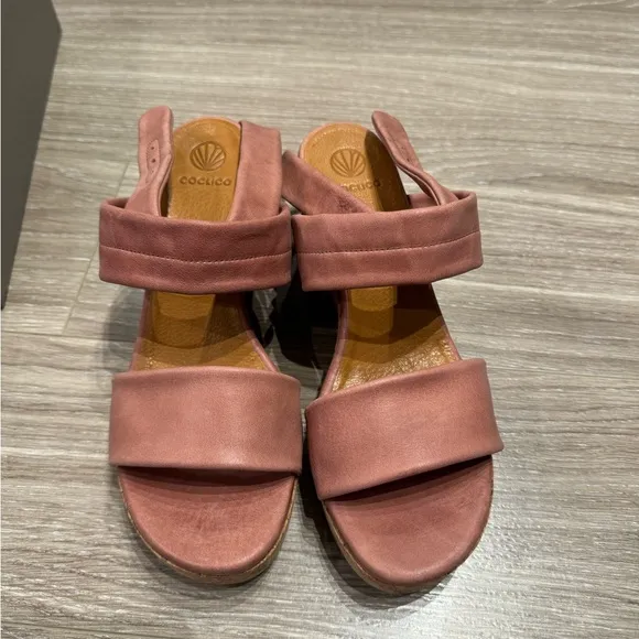 NWT Coclico Sandals Shoes