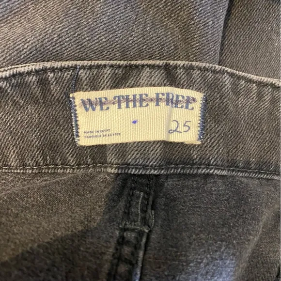 NWT Free People we the free major league mid rise black cargo jeans pants 25