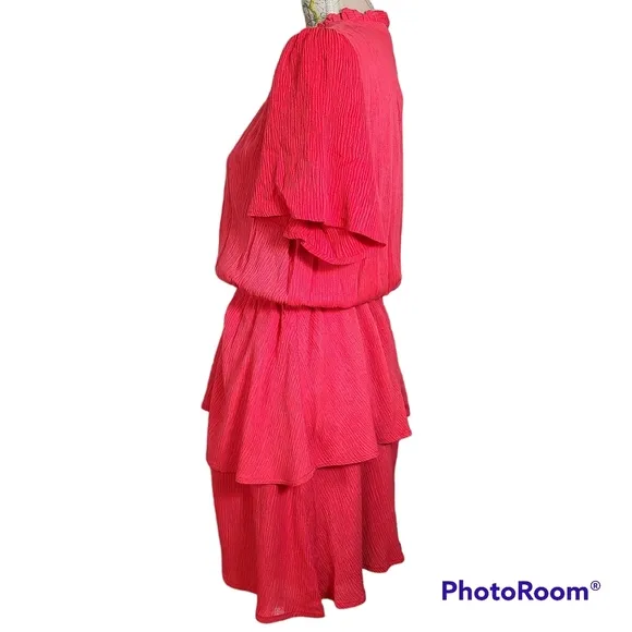 NWT Gibson Look Red Short Flutter Sleeves Layered Tiered Mini Dress Size Medium