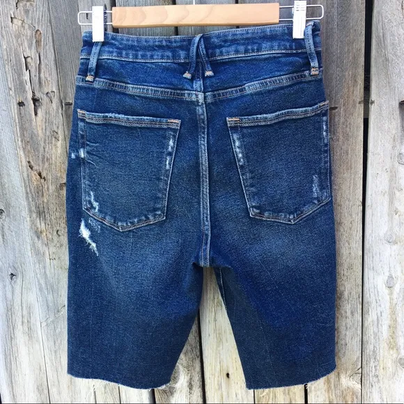 NWT Good American Bermuda High Rise Jean Short 27