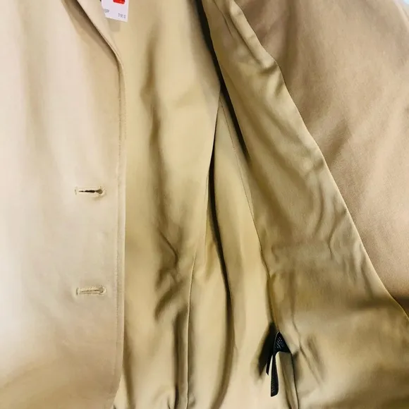 NWT Lauren Ralph Lauren Tan Blazer 3/4 Sleeve. Size 8