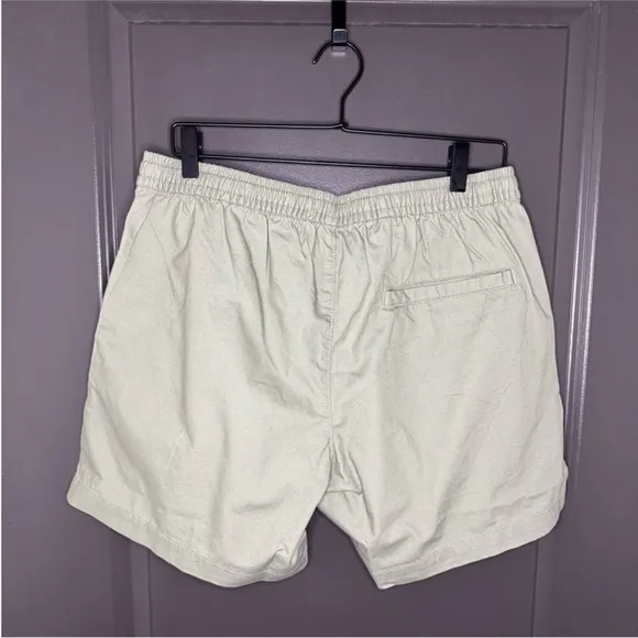 ☀️☀️NWT Men's Weekday Zed Regular Fit Shorts | Serene Sage Green | Size M