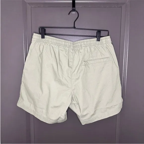 ☀️☀️NWT Men's Weekday Zed Regular Fit Shorts | Serene Sage Green | Size M