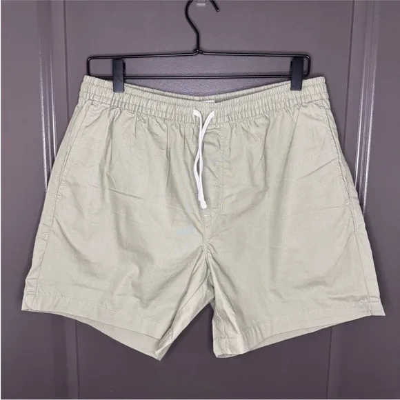 ☀️☀️NWT Men's Weekday Zed Regular Fit Shorts | Serene Sage Green | Size M