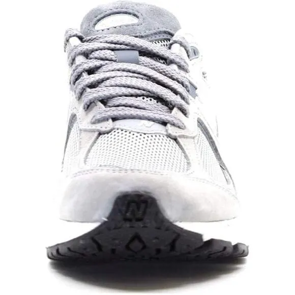 NWT New Balance Women's 2002R Sneakers, Grey-Size 11 W/9.5 M