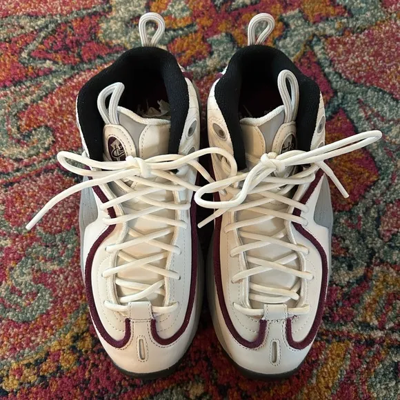 NWT Nike | Women’s white/purple Air Penny II lace up basketball shoes, size 6.5