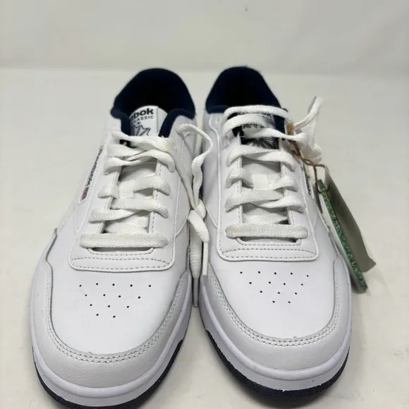 NWT Reebok Club MEMT White Navy Leather Memory Tech Sneakers Size 8